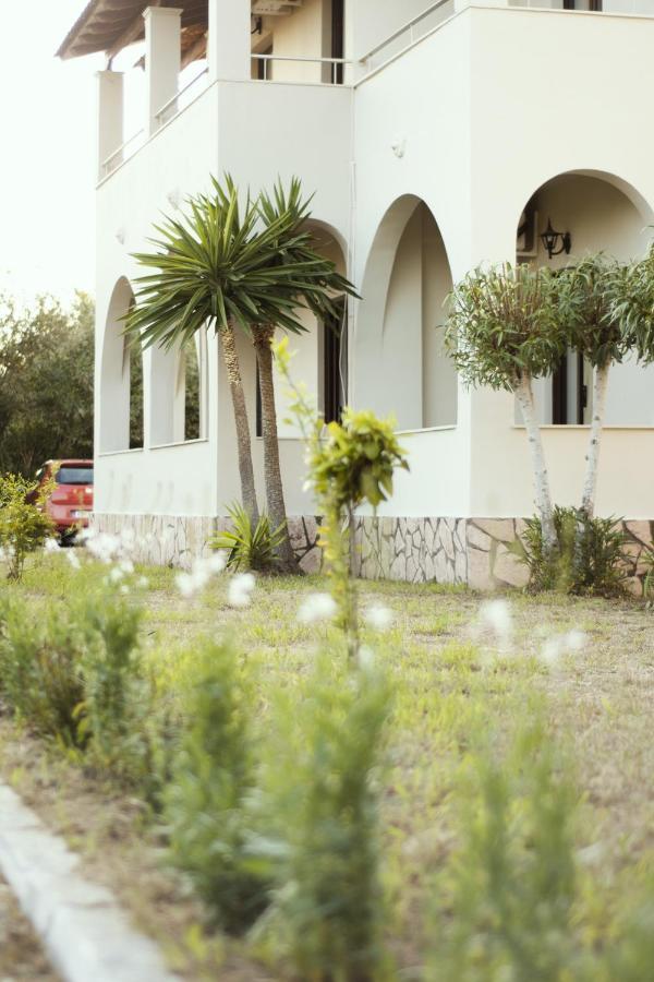 Parakladi Seaside Retreat Melíkia Exterior foto